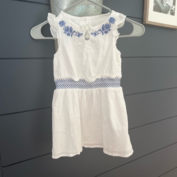 Janie and Jack Other - Janie and jack white gauze‎ embroidered dress size 4